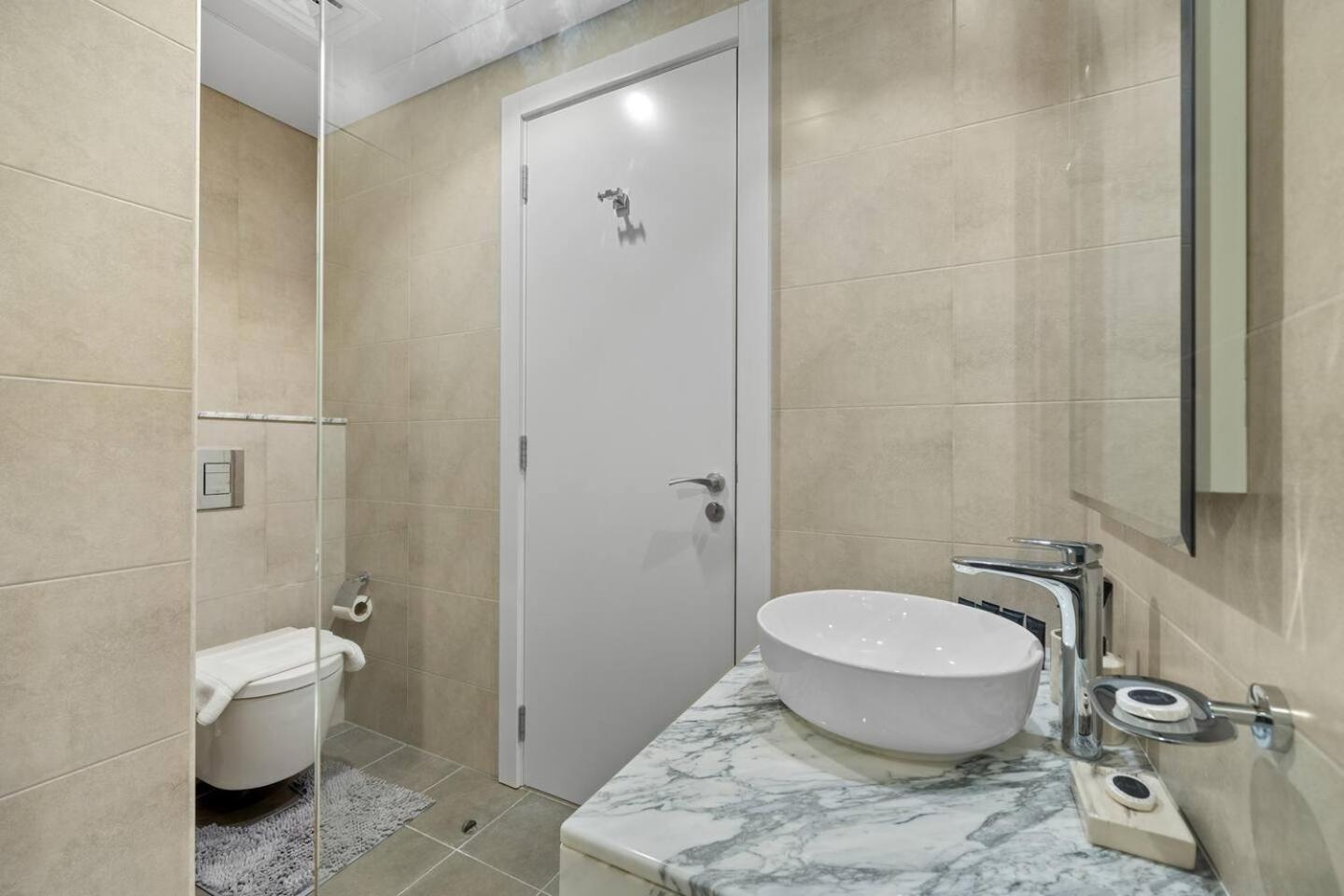 Apartment 45th Floor 2br Full Sea View *