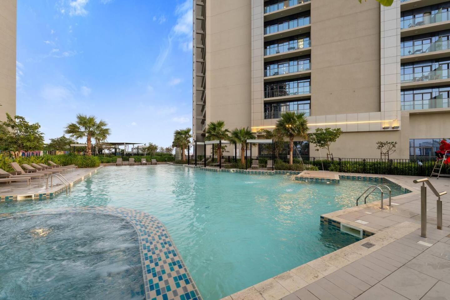 45th Floor 2br Full Sea View Apartment *
