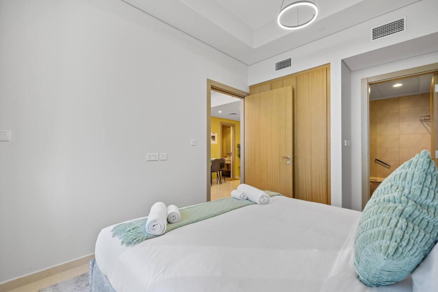 45th Floor 2br Full Sea View Apartment