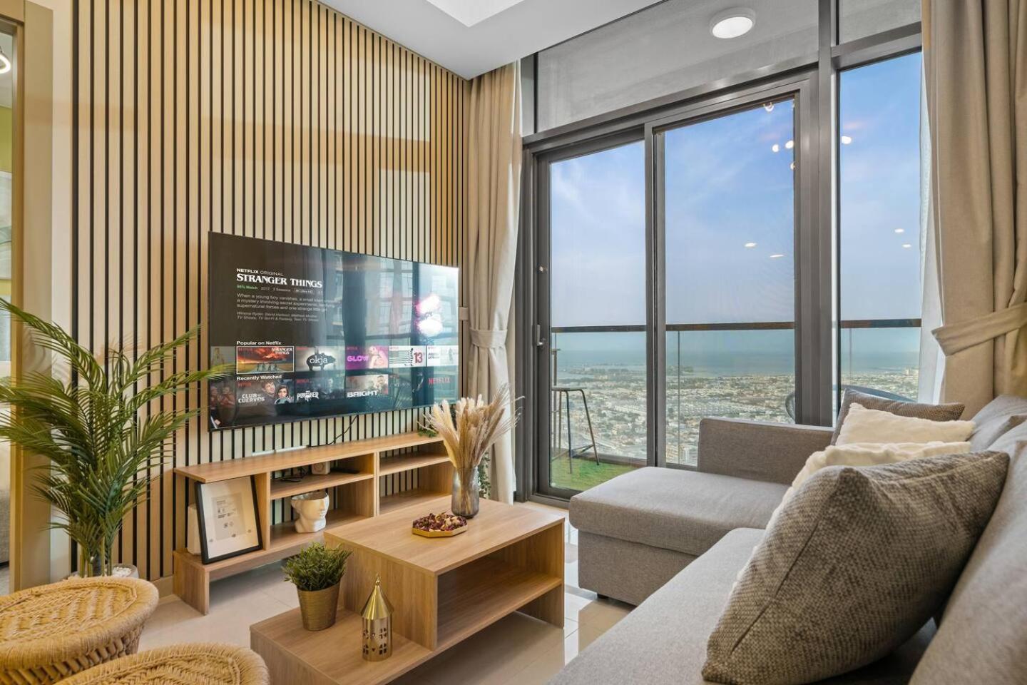 Apartment 45th Floor 2br Full Sea View