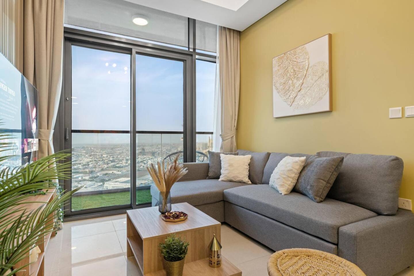 45th Floor 2br Full Sea View Apartment